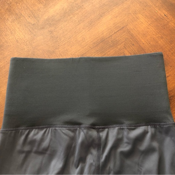 Yimriz Unique High Waist Slim Leggings Size Large - Picture 6 of 9